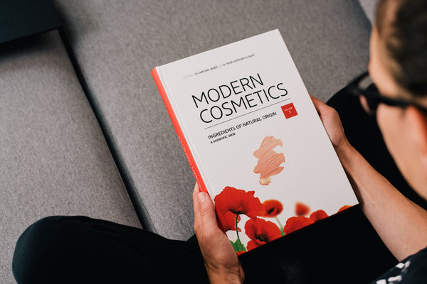 Modern Cosmetics - Ingredients of Natural Origin - Book